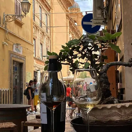 Dimora Punica Tatil Evi *